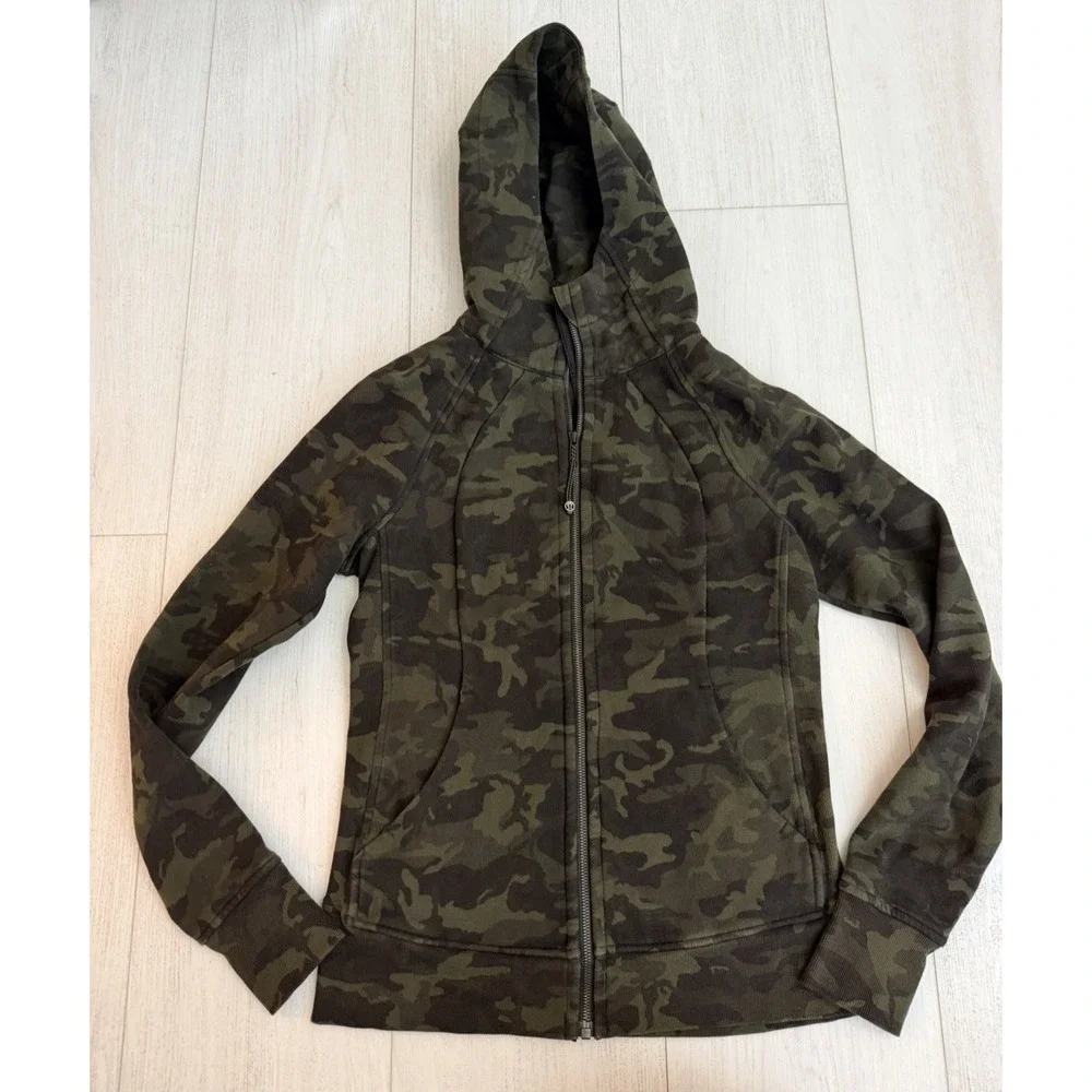 Lululemon Scuba Hoodie Light Cotton Fleece Sz‎ 8 Incognito Camo Gator Green